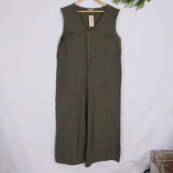 🆕🌿SUNDANCE JUMPSUIT🌿 - Picture 6 of 10